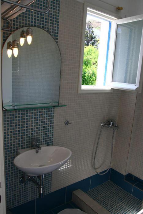 Hotel Minoa Katapola Bilik gambar